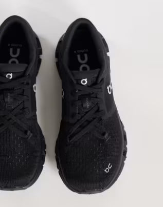 On Cloud X Running Trainers Black