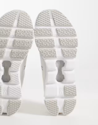 On Cloud X Running Trainers White