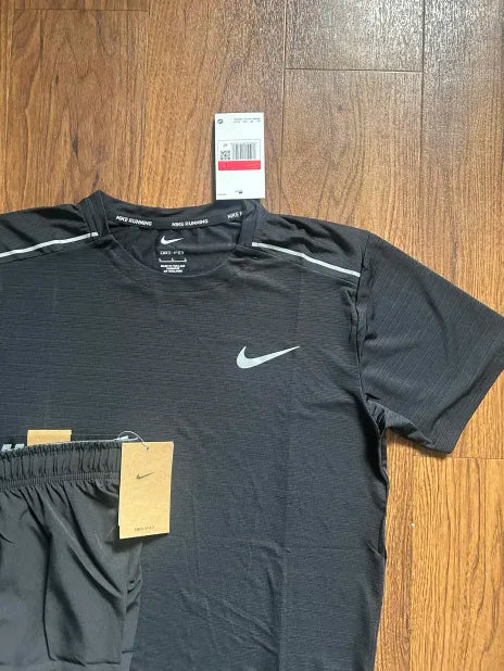 NIKE MILER T-SHIRT & MILER SHORT SET - BLACK