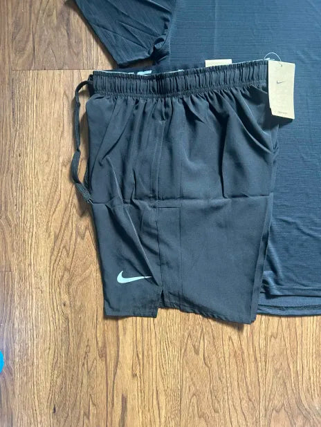 NIKE MILER T-SHIRT & MILER SHORT SET - BLACK