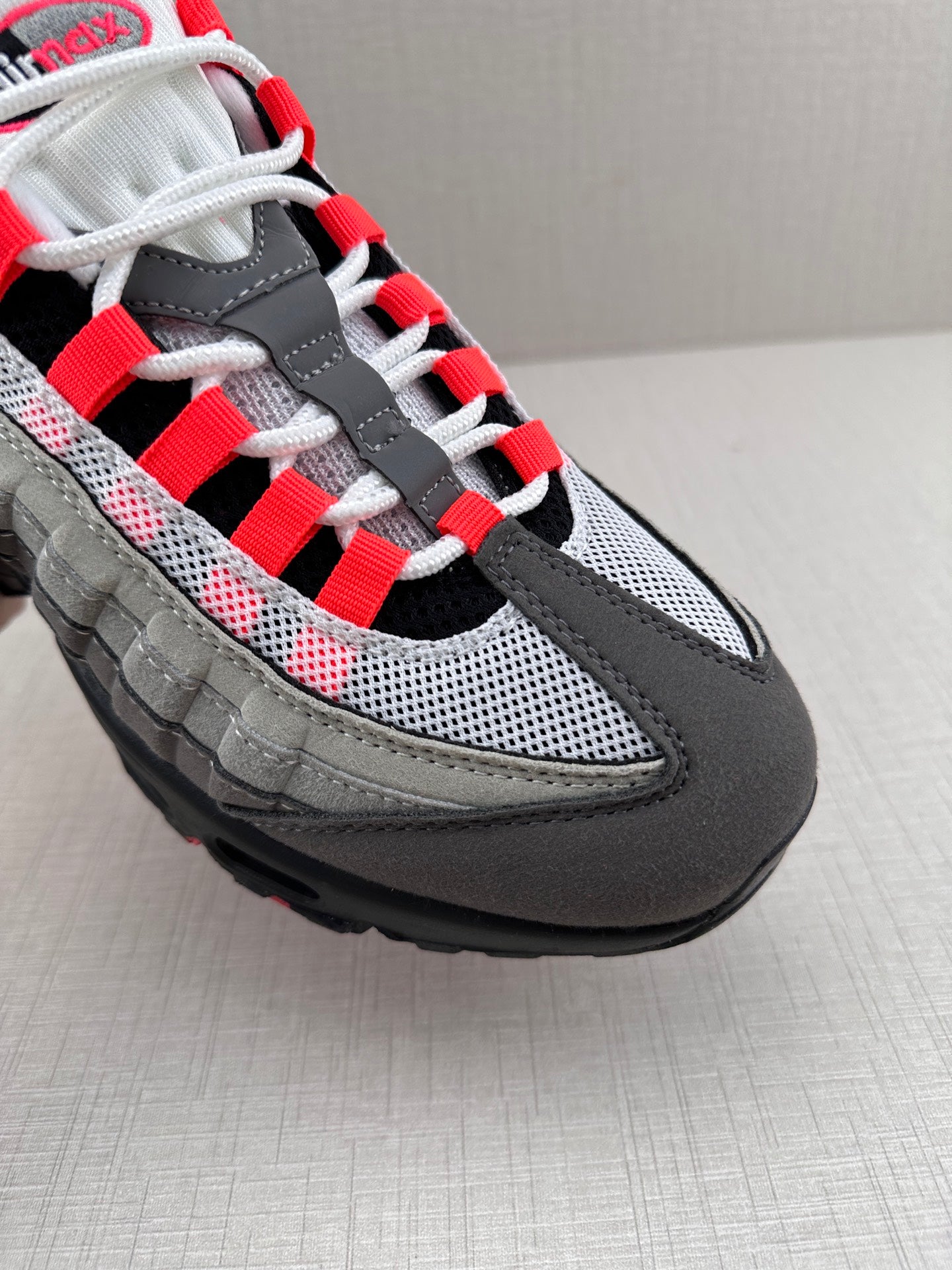 Air Max 95 OG Solar Red